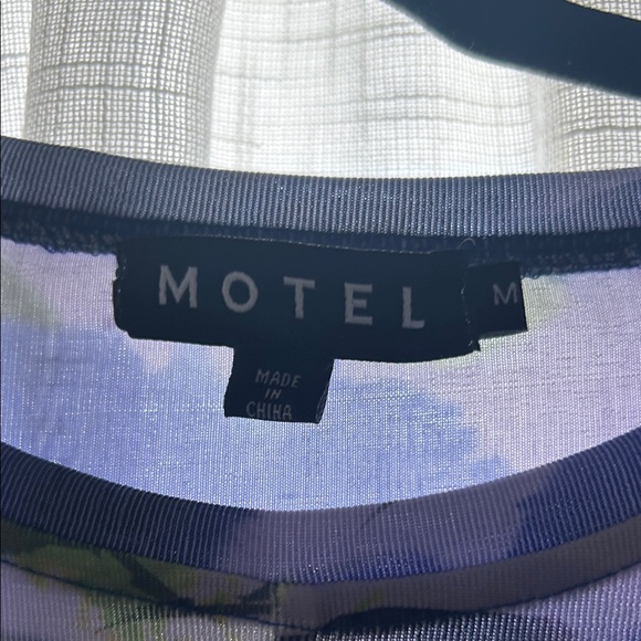 Motel Rocks Camo Mesh Crop Top - Picture 2 of 2